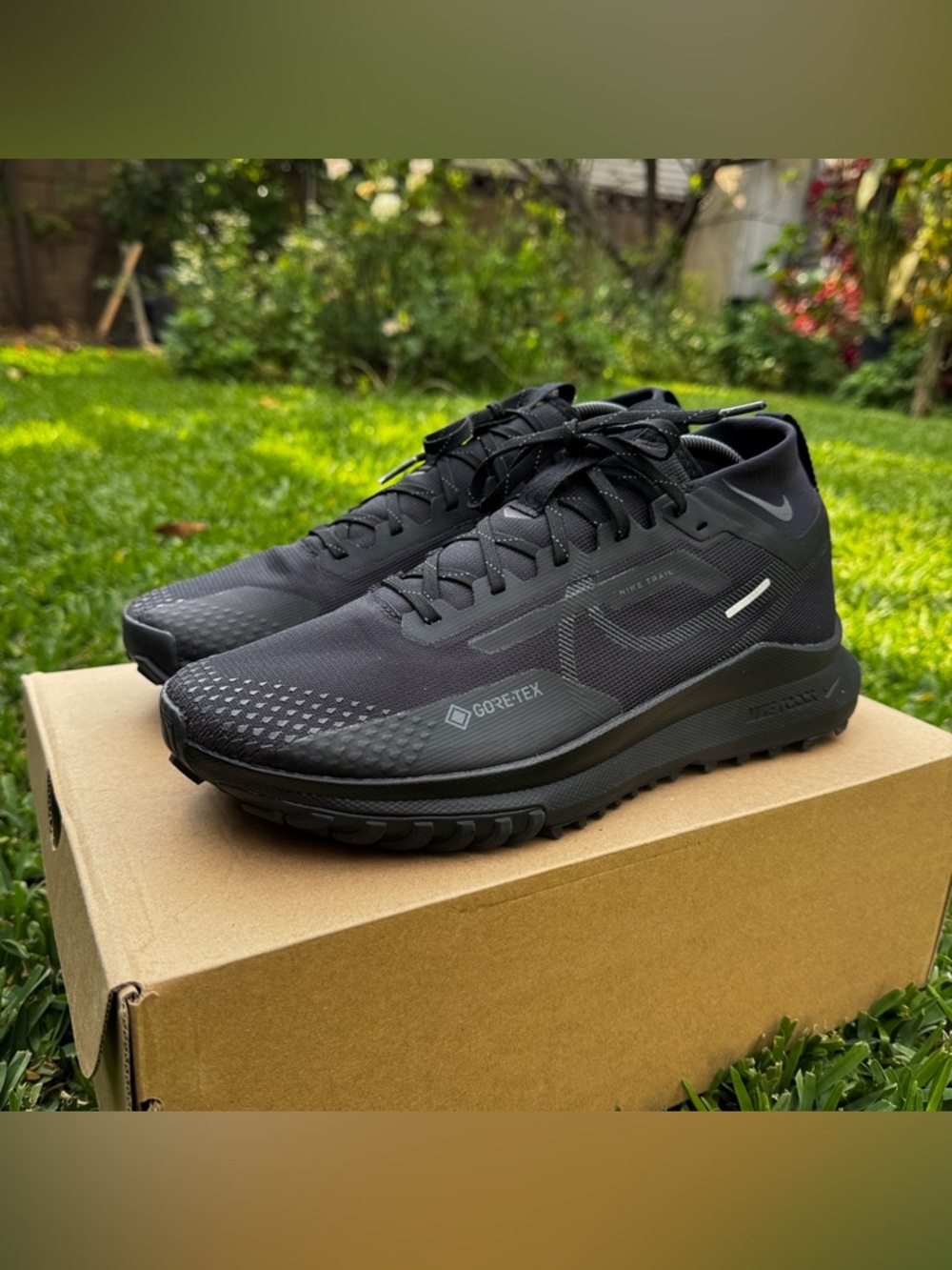 Nike React Pegasus Trail 4 GORE-TEX V2 Waterproof trail shoes 
(M 10 / W 11.5)